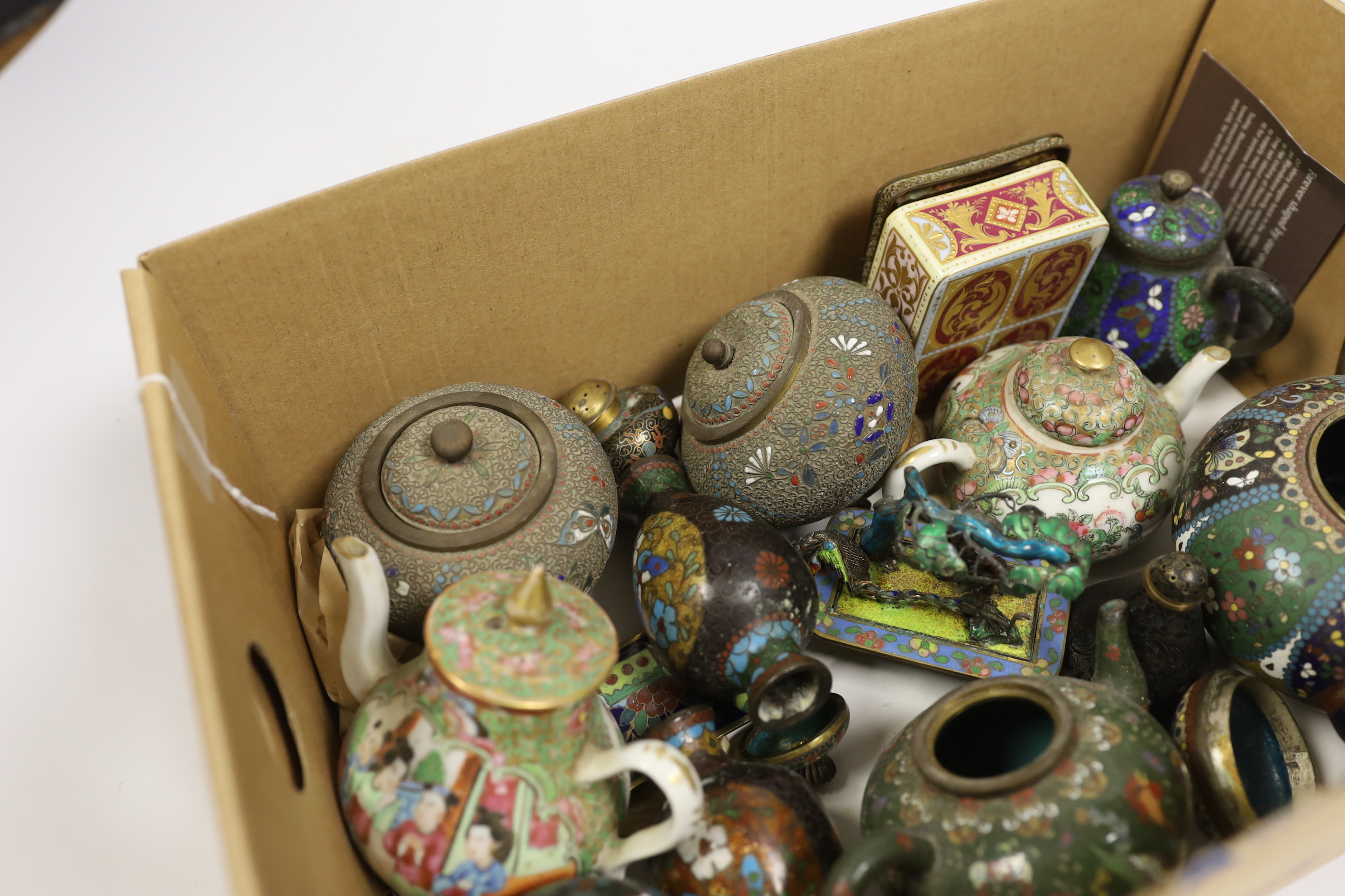 Two miniature Cantonese porcelain teapots, and a small collection of Chinese and Japanese cloisonné and champlevé enamel wares (12)